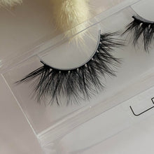 Load image into Gallery viewer, Devil false eyelashes hsh beauty nz