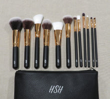 Load image into Gallery viewer, essential brushes set with case _hshbeauty
