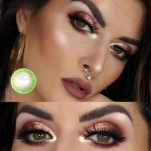 Load image into Gallery viewer, Iris Green Natural Colour Soft Contact Lenses
