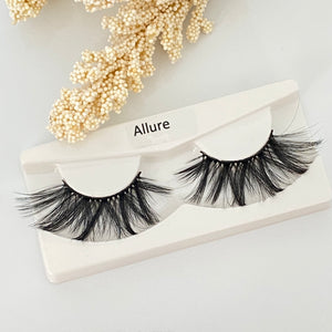 Allure lashes, la'tui aus