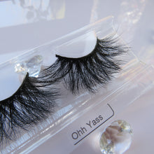 Load image into Gallery viewer, makeup dramatic look cruelty false eyelashes La’ Tui, La Tui eyelashes, La’ Tui makeup, lashes favourites, Australian false eyelashes Logan beauty and lashes, Gold Coast lashes, Gold Coast party fake eyelashes, lashes dance, lashes talk, lashes out
